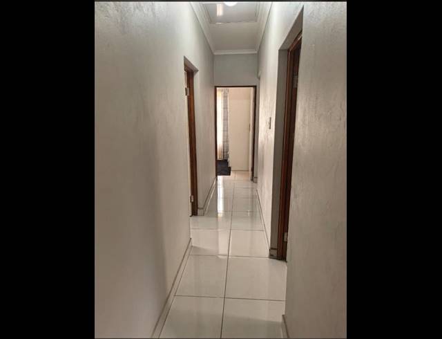 3 BEDROOM HOUSE FOR SALE IN VANDERBIJLPARK CE7